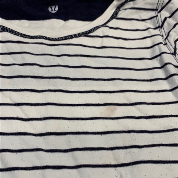 Cotton stretch reversible LS Tee lululemon navy st - Picture 2 of 7